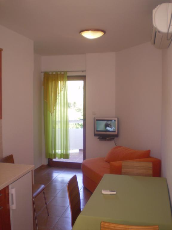 Daniela Apartment Lun (Pag)